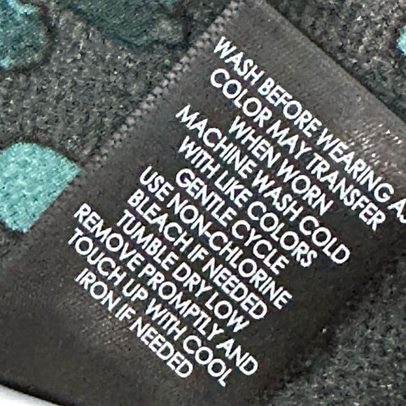 Torrid Womens Top Size 2 (=2X) Satin Surplice Tie‎ Cut Out Back Whimsigoth NWT - Picture 13 of 13